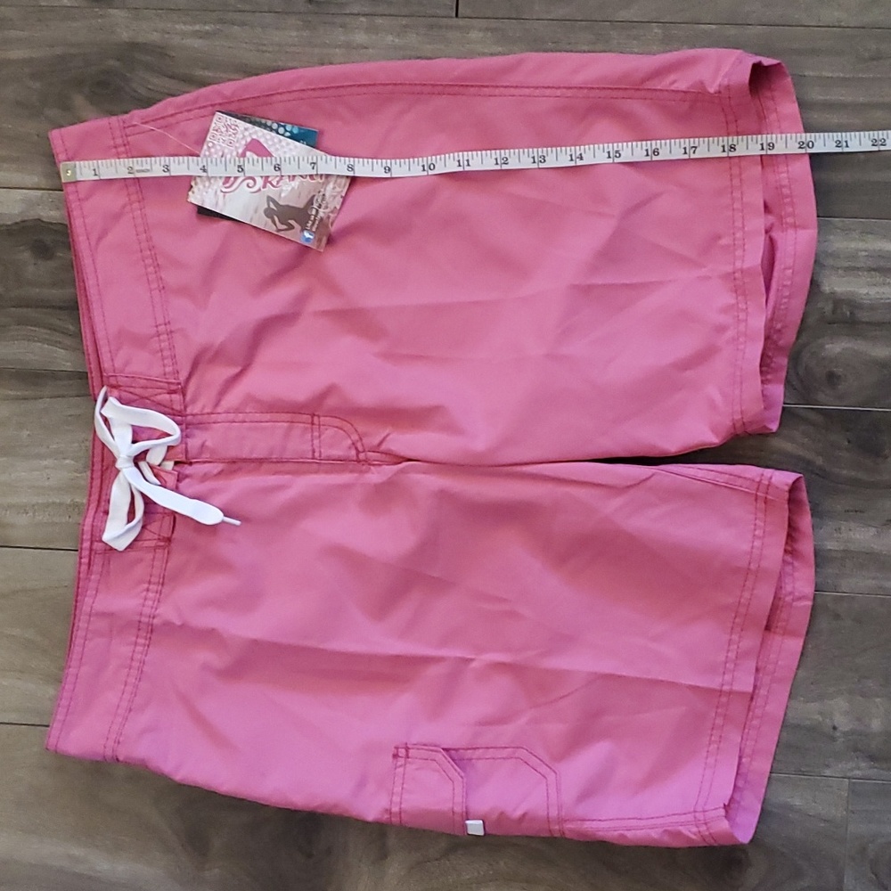 NWT Sz 10 Kanu Board Shorts